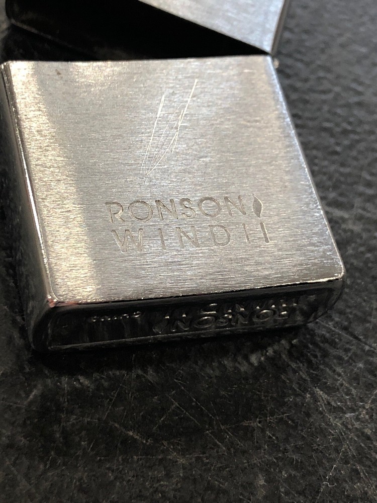 Ronson Windii Pre-owned Zippo Lighter Shell