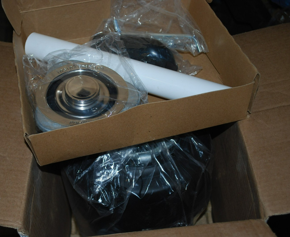 Insinkerator 79356-ISE Evolution Pro 880LT Garbage Disposal, 7/8 HP in Black