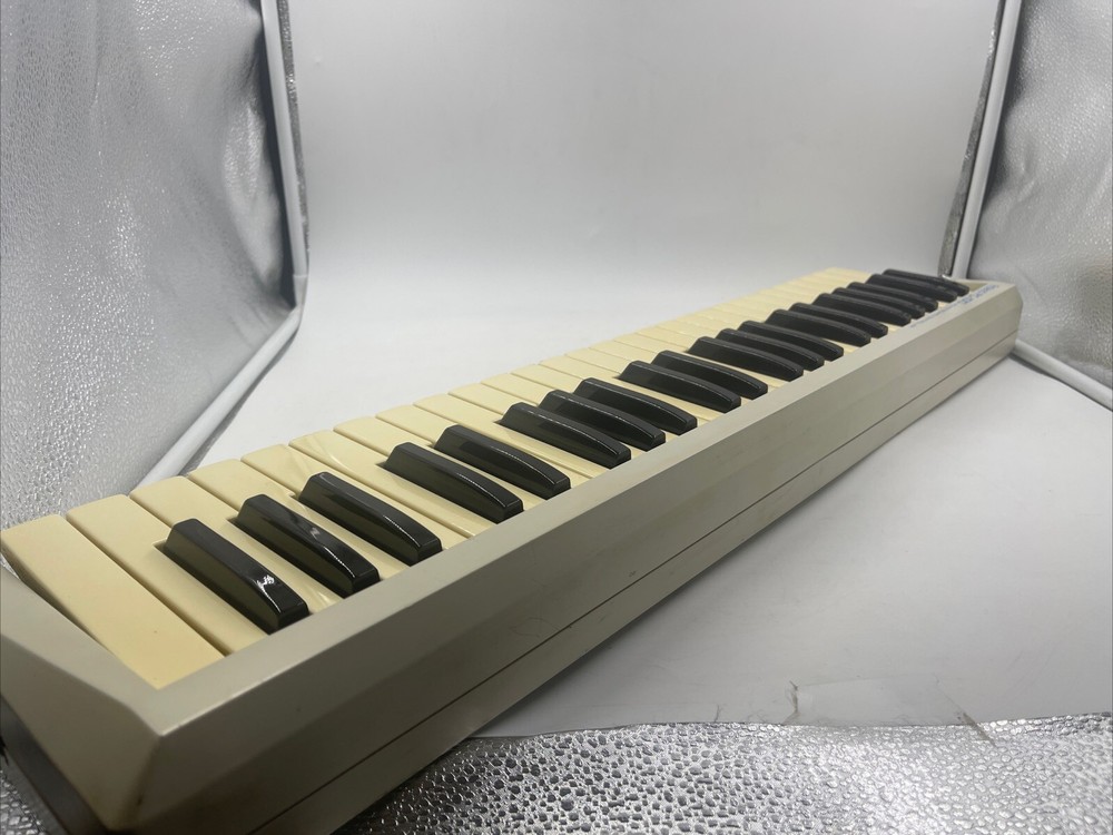 Rare Vintage Roland PC-100 Midi Keyboard Controller Untested