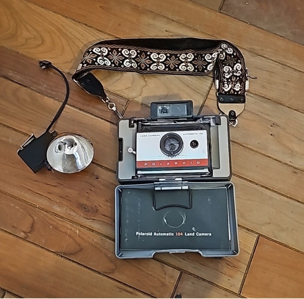 Vintage Polaroid automatic 104 land camera w strap Unknown Condition