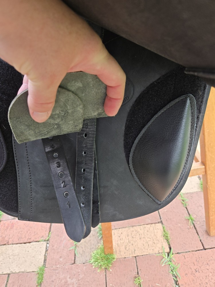 Kent & Masters Compact GP Saddle 18 Adjustable Gullet