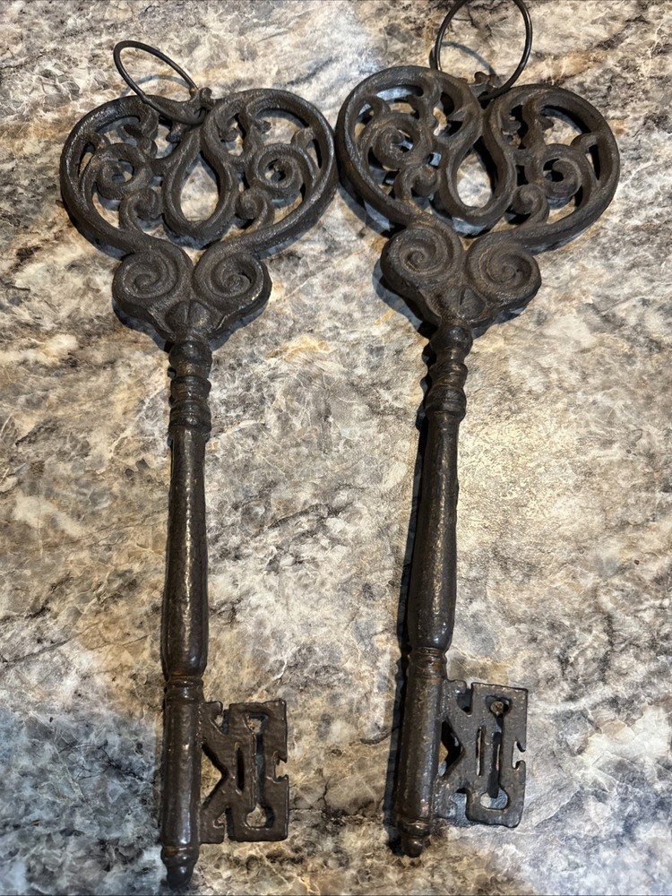Cast Iron Skeleton Keys 14 Inch