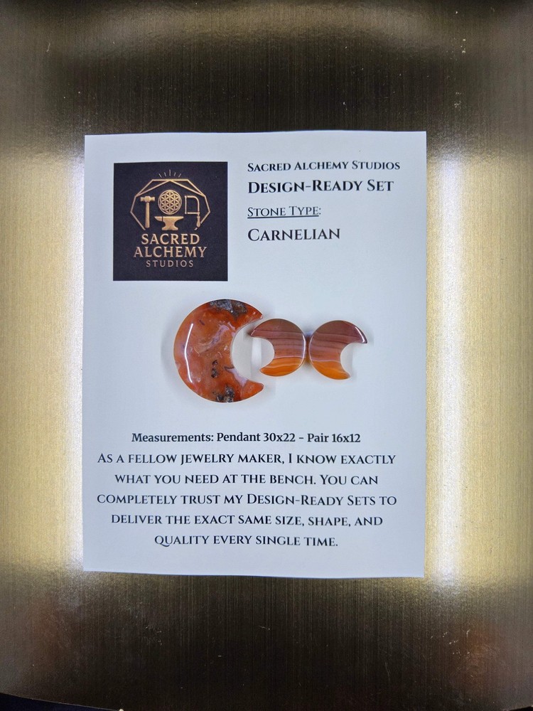 Crescent Moon - Carnelian - Design-Ready Set