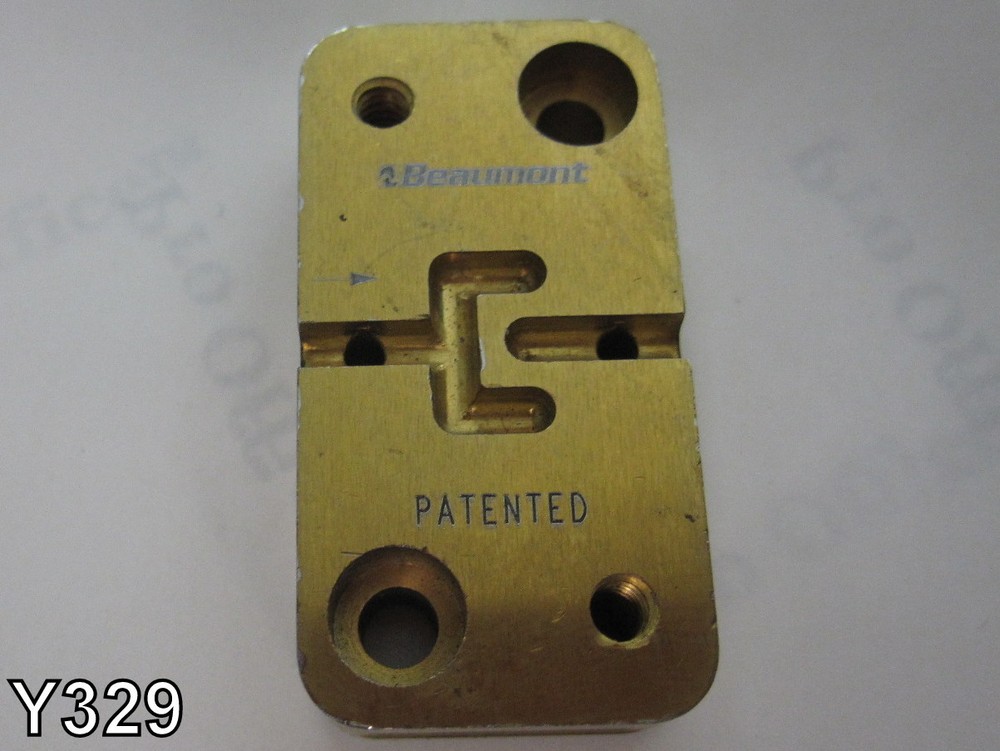 Beaumont SRC Multi-Axis Adjustable Injection Molding Insert 1MXI-078-078