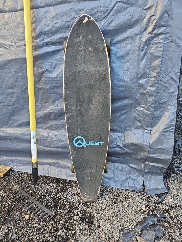 Quest Longboard Skateboard 44"
