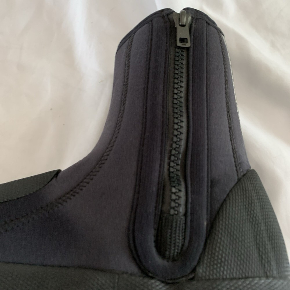 Akona Suba Diving Booties - Seco Self Draining Boot Size 12 Black With Bag