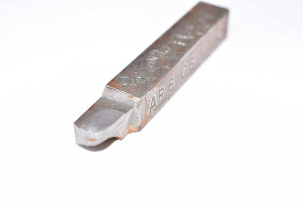 Precise Right Hand Carbide Tipped Tool Bit, Model: AR 6 C6
