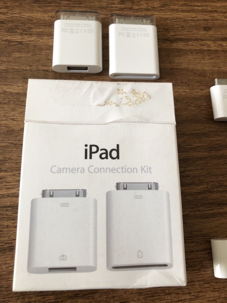 Apple Camera Connection Items - 4 Items