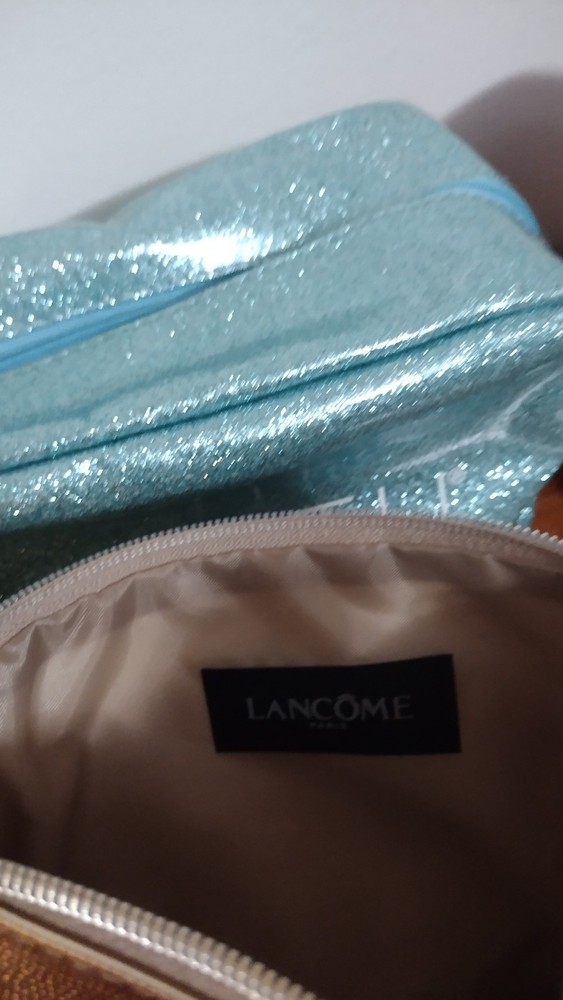 Beautiful Makeup Cosmetics Bag Travel Bundle