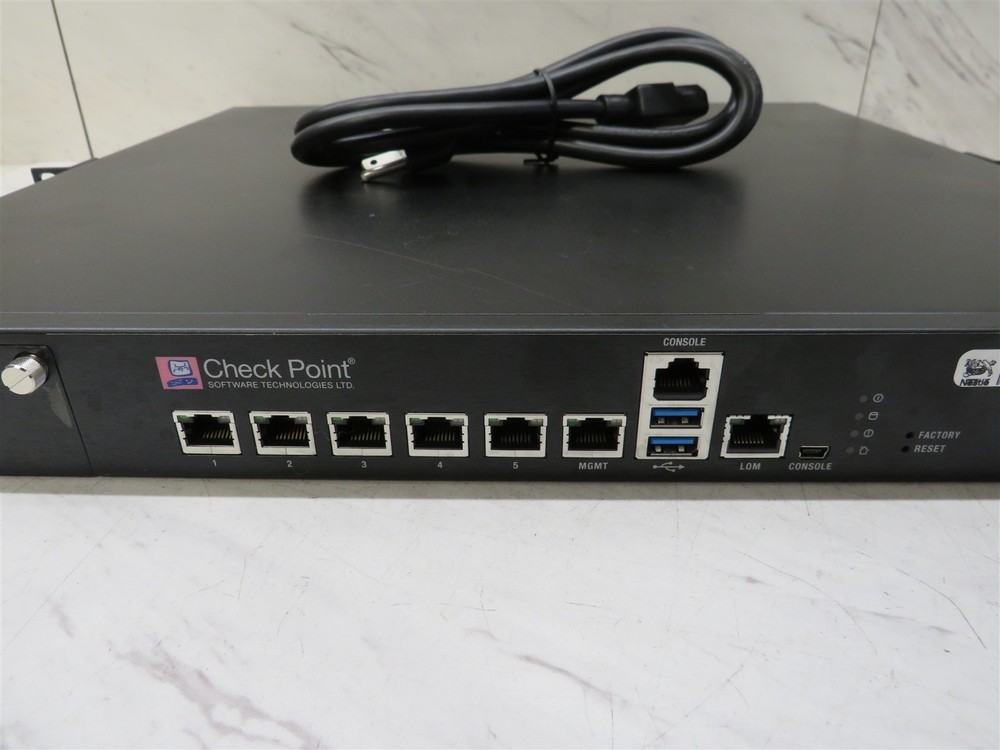 Check Point 5200 PB-20 Firewall Network Appliance
