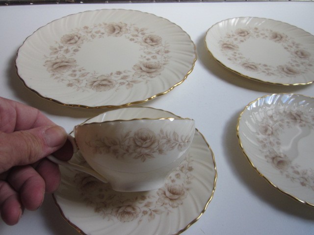 VINTAGE Lenox Coquette Pattern G-512 /5 PIECE PLACE SETTING Set