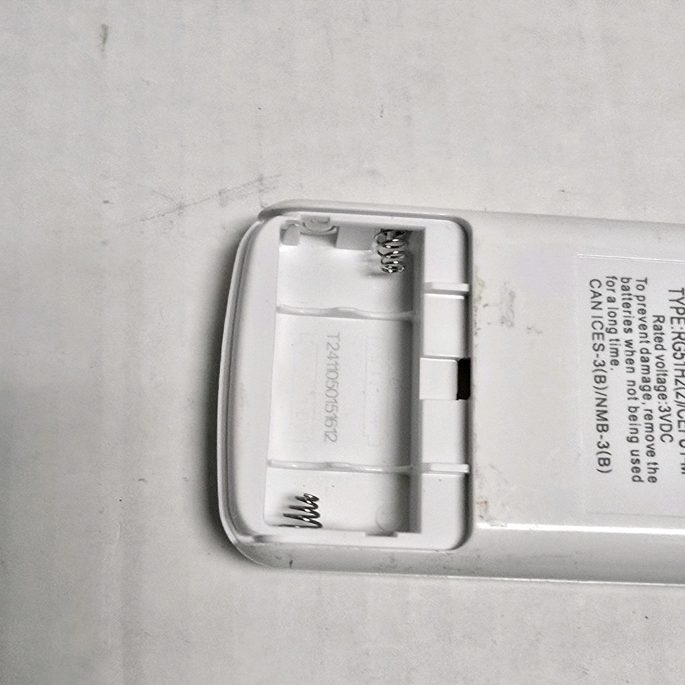 Vissani Replacement Remote Control DG11J1-99 - Missing Battery Cover