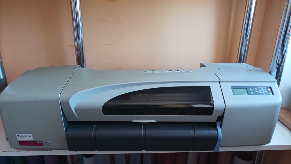 HP designjet 500 printer - working - needs servicing - let's arrange pickup