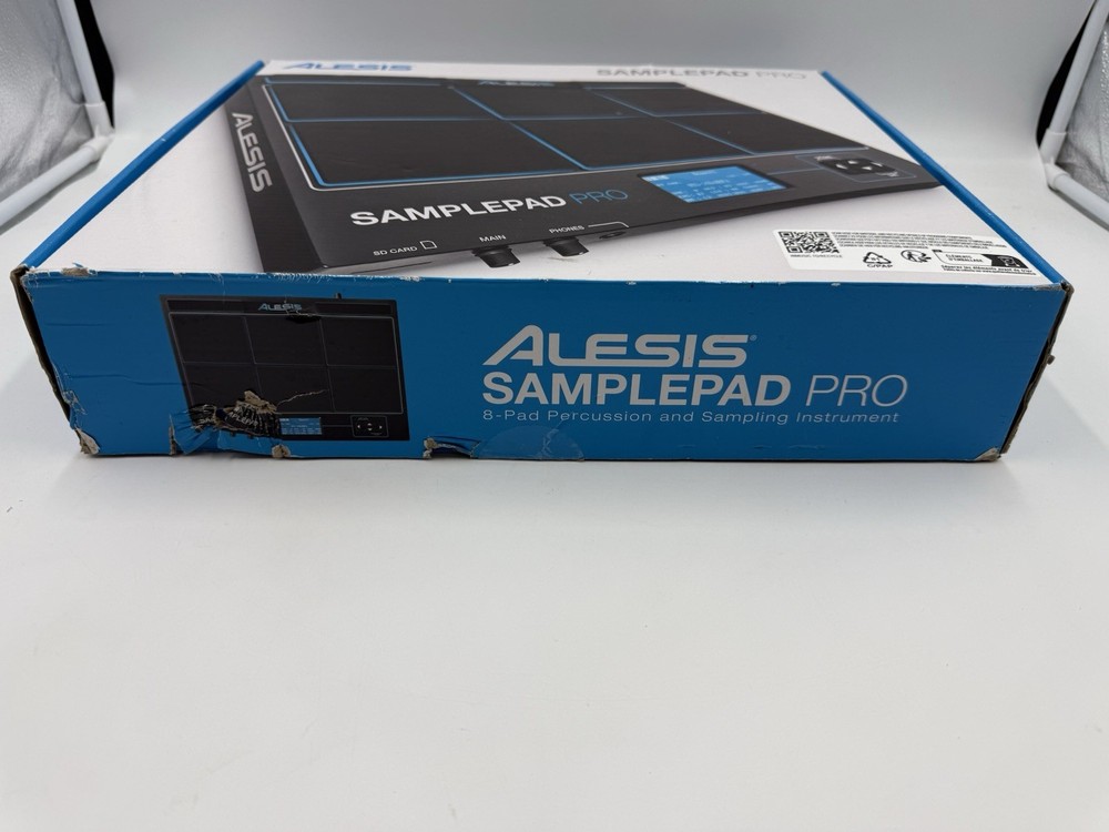 Alesis Sample Pad Pro 8-Pad Percussion and Sample Triggering Instrument