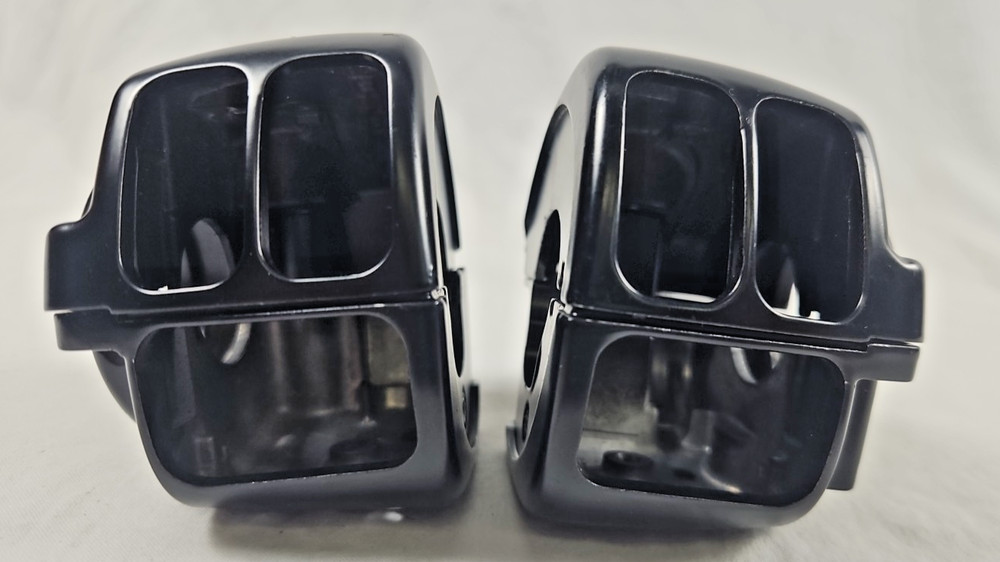 HARLEY DAVIDSON GENUINE SOFTAIL SWITCH HOUSINGS