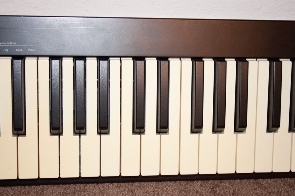 Nektar Impact iX61 61-key MIDI Controller Keyboard