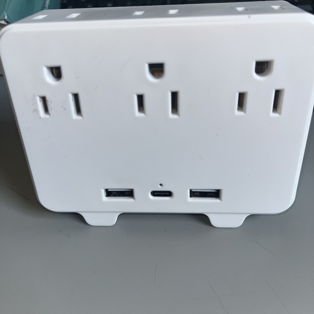 Wall Outlet Extender Model 113