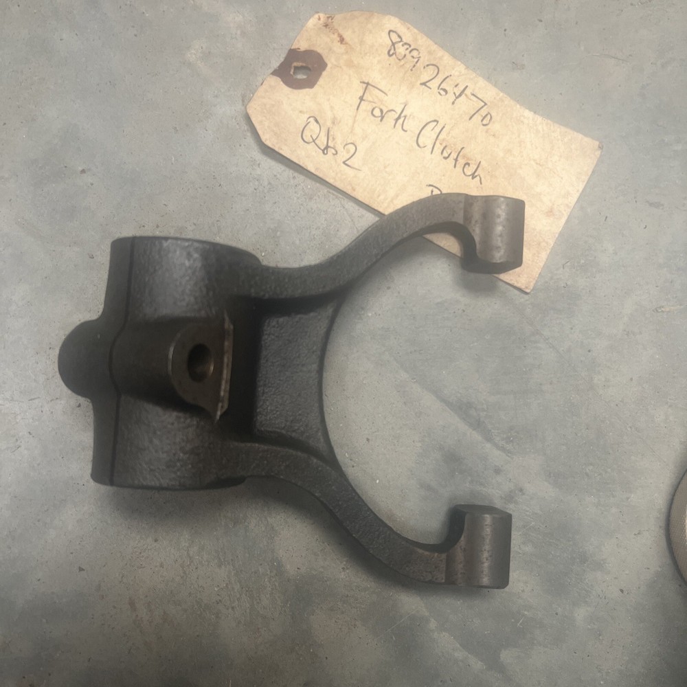 83926470 FORK  Clutch New Old Stock