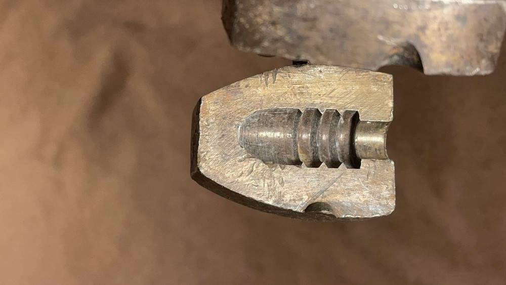 Antique Hand Reloading Tool Single Cavity Bullet Mold Unknown Early Maker Marked