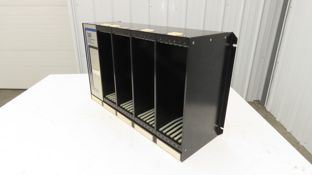 Camco 320C-04 Chassis 320 Programmable Motion Controller Chassis