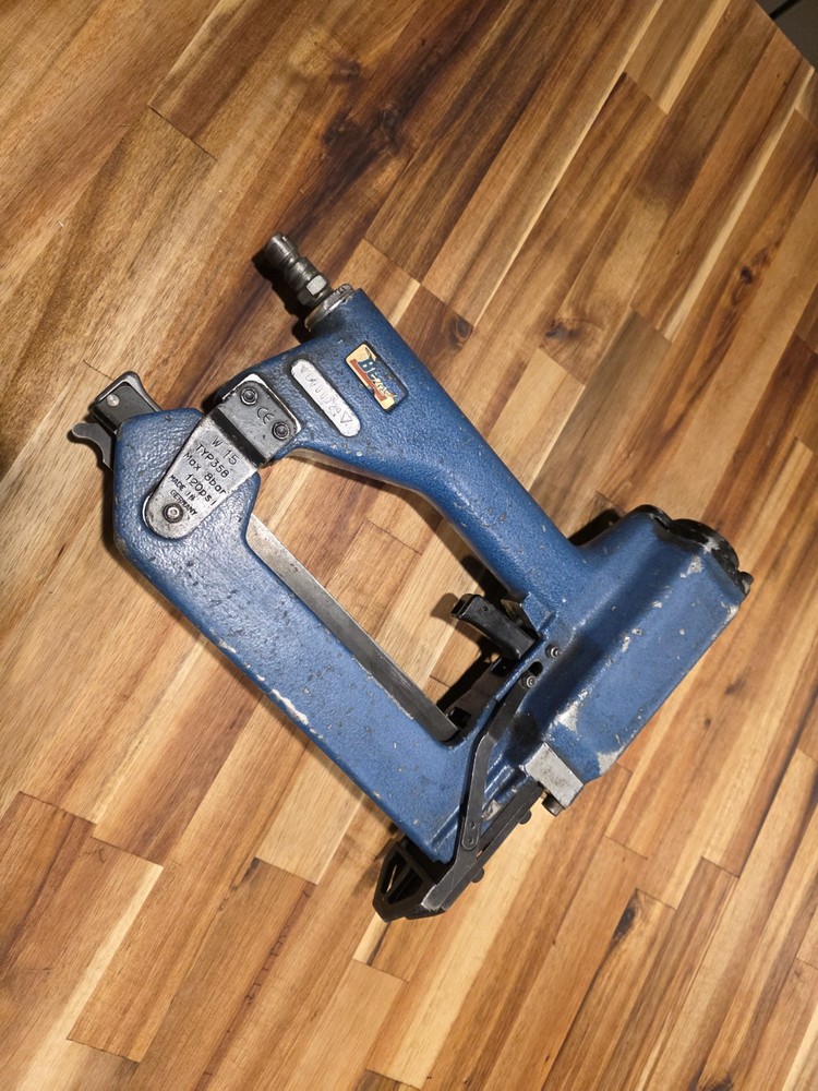 Bea Tools Air Corrugated Fastener W15-358