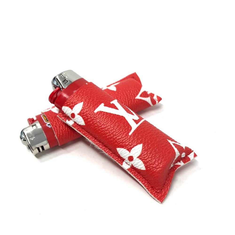 Designer Lighter Sleeve Case With Lighter