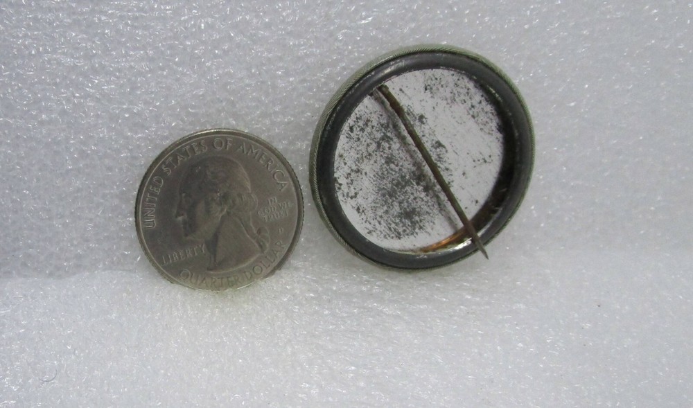 Nostalgia Vision TV Button Pin