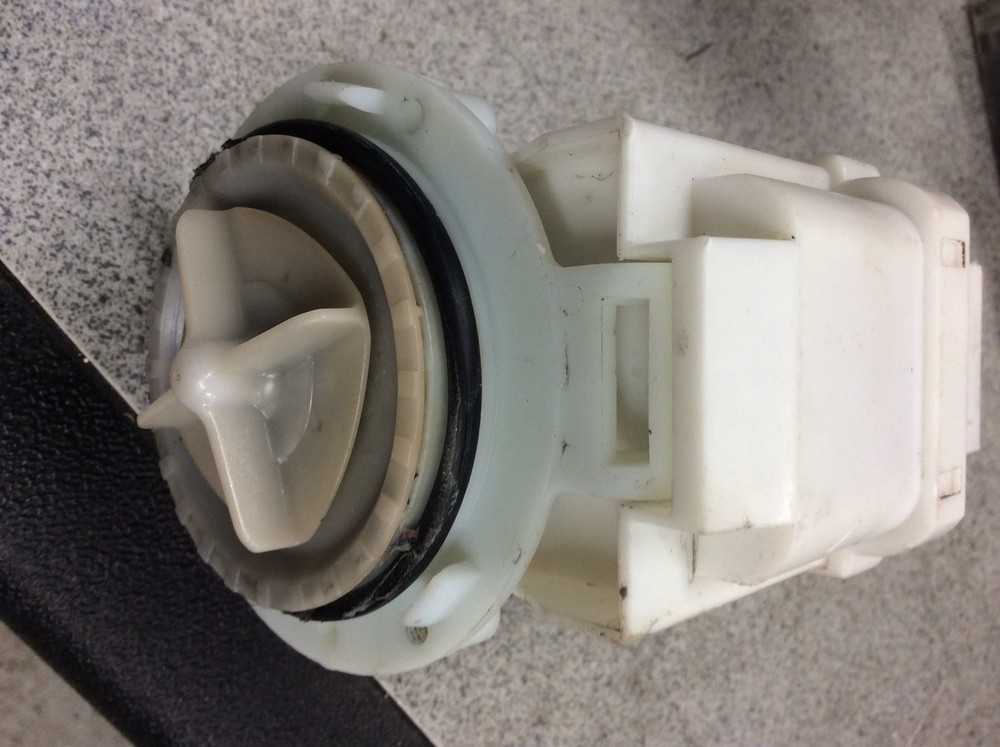 GE Water Pump part# dp035-044