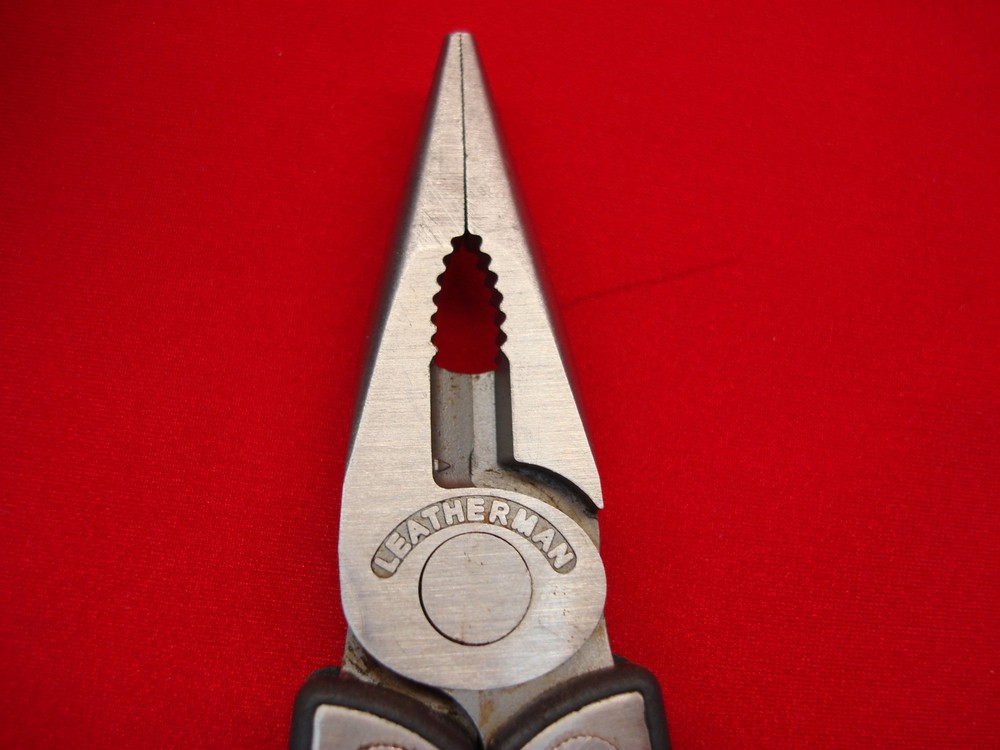 LEATHERMAN KICK MULTI-TOOL - GENUINE WITH 5 TOOLS - PREOWNED BUT VERY NICE COND.