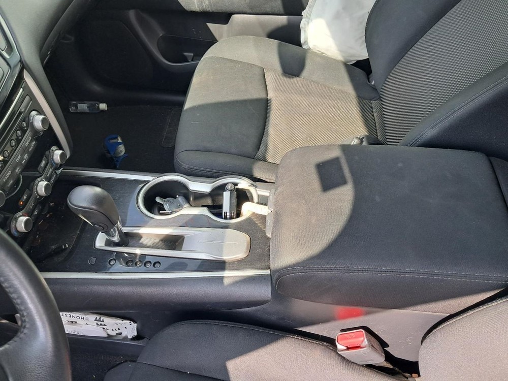 PATHFINDR 2017 Glove Box 4718184