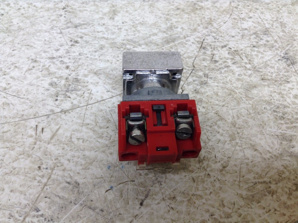 MTE PSL-800 Green Momentary Push Button PSL800