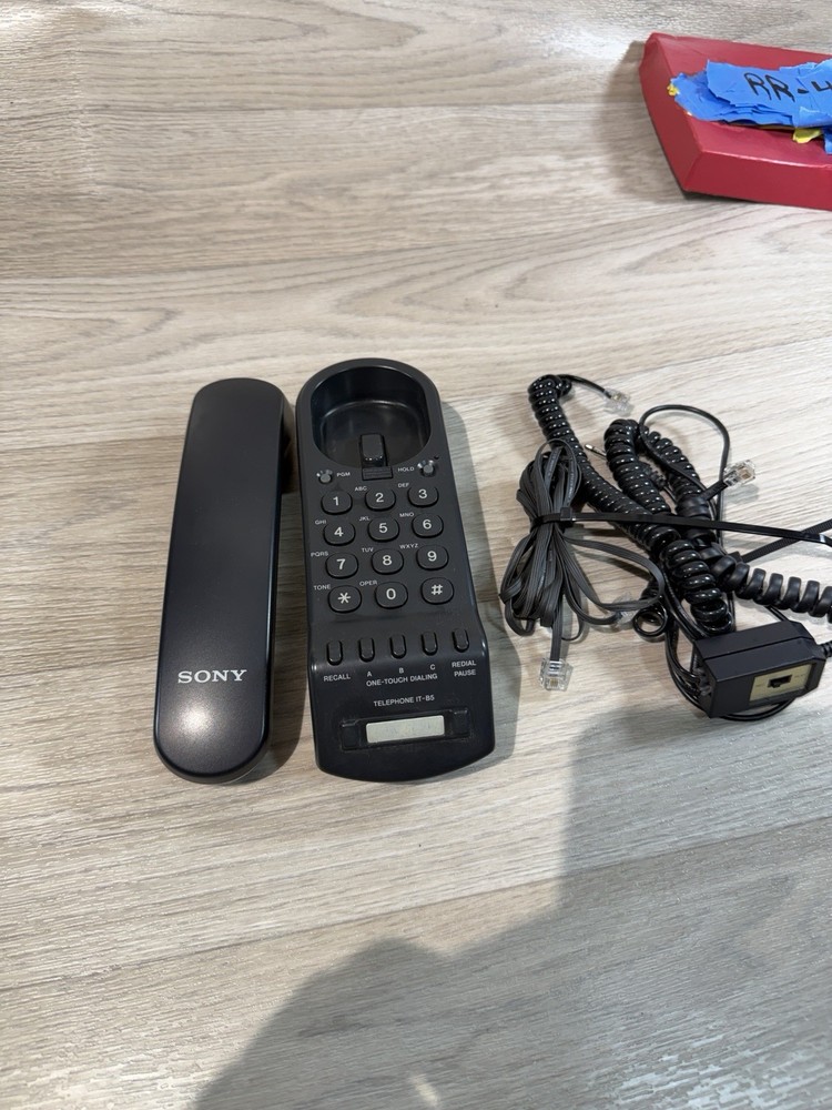 Sony (Vintage) IT-B5 Forest Green Push Button Phone