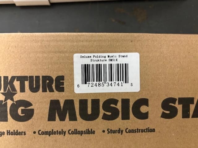 Strukure Music Stand with Cover