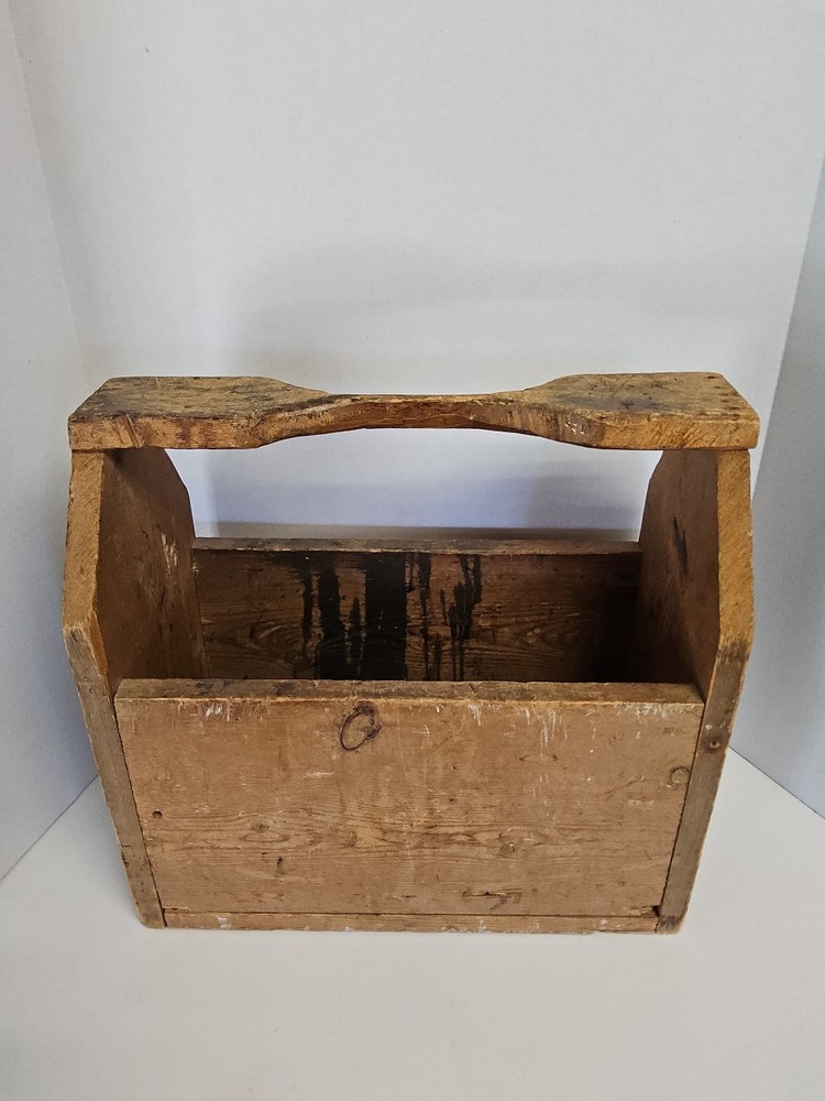 Primitive solid Wooden Carpenter Tool Caddy Tote w/Handle strong condition!