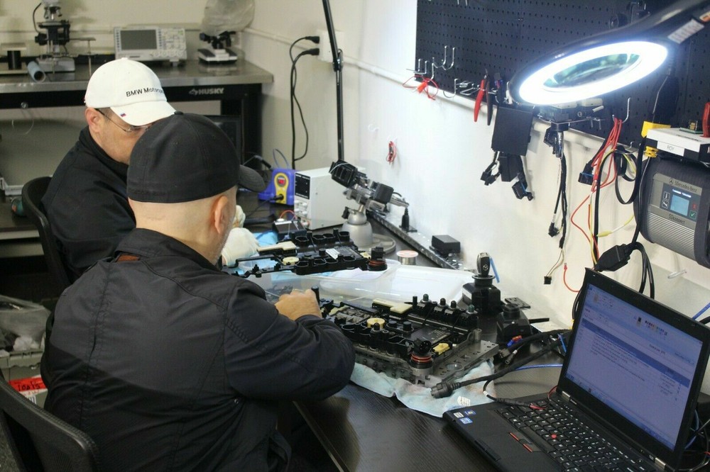 Mercedes ME9.7 ECU SCN Coding ,Programming, Unlocking, VIN writing Service