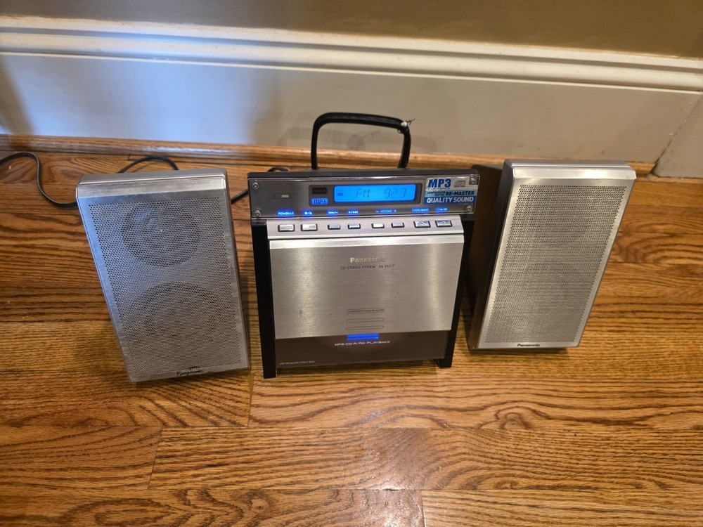 Panasonic SA-EN17 Stereo System Please READ! AS IS
