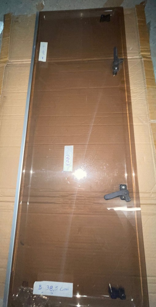 Folding Window Motorhome Length: 107.5cm Width: 38cm