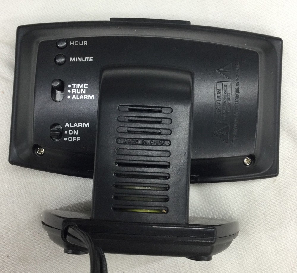 Sharp Model SPC106 Digital Alarm Clock (Large Blue Display) Works c5