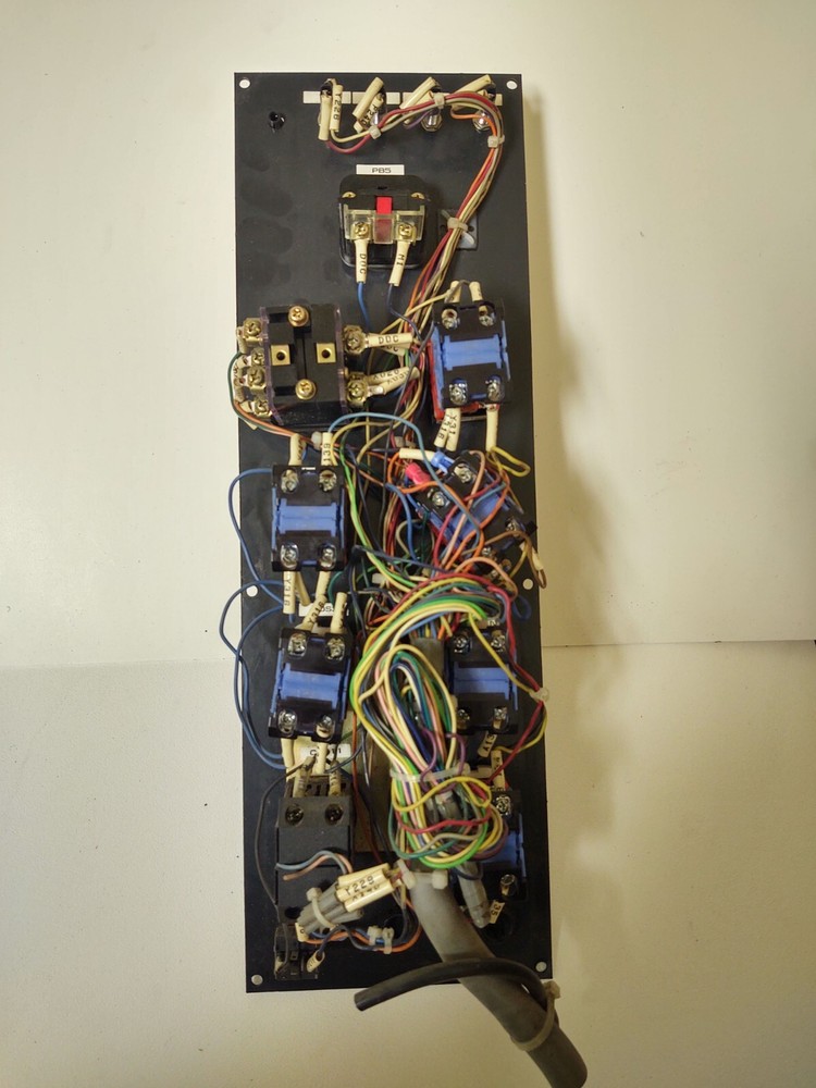 Mitsubishi 90-210 Ton Plastic Injection Molding Machine Operator Switch Panel
