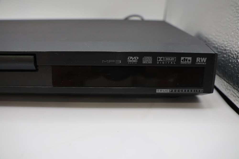 Mitsubishi DD-7040 DVD Player CD Player NO Remote- GREAT CONDITION- TESTED- DUTS