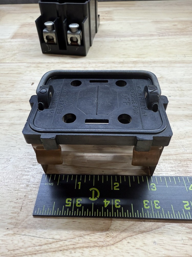 Murray Pull Out Disconnect Switch Cat# 4200 60 Amp Single Phase 240v Complete