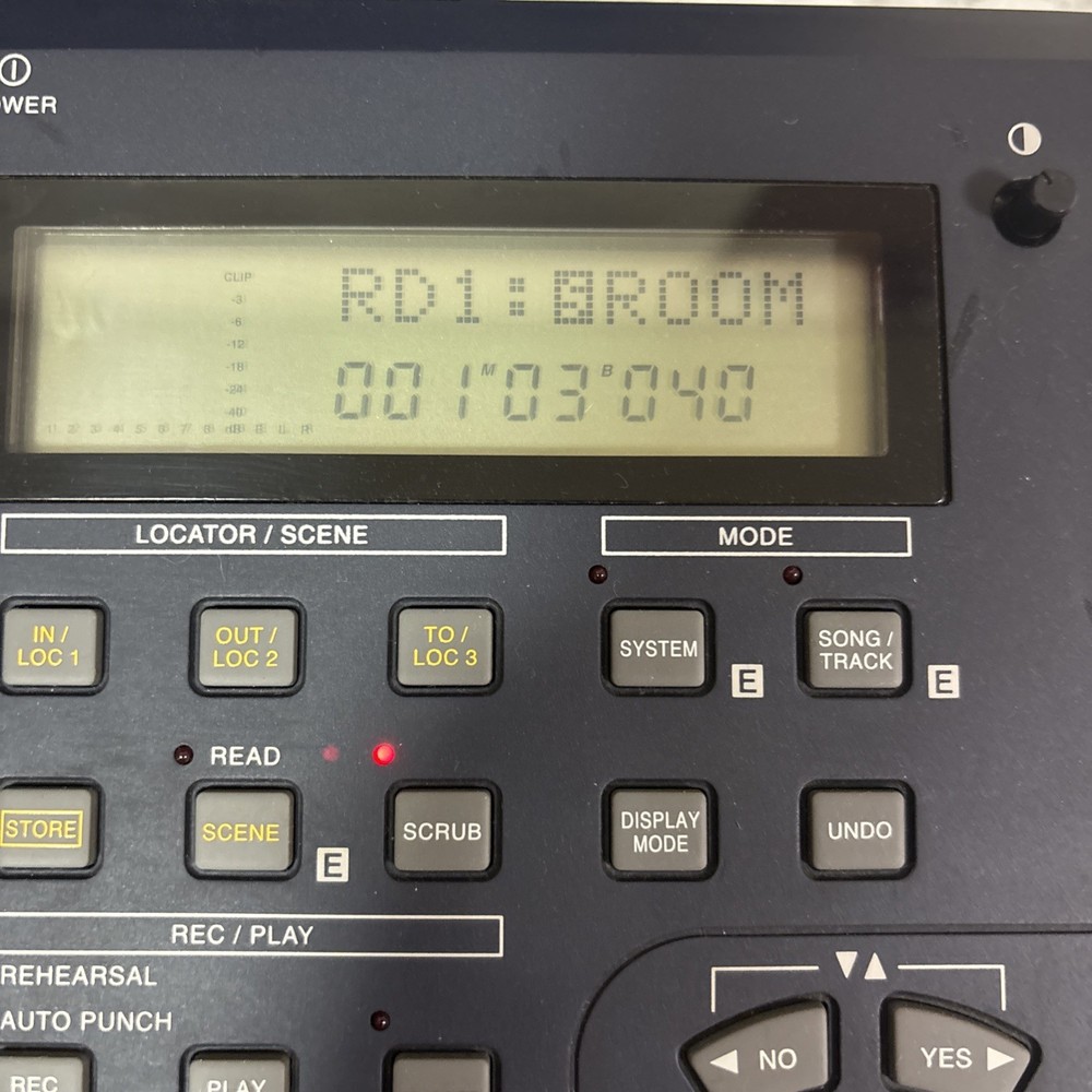 KORG D8 Digital MTR Multi-Track Recorder
