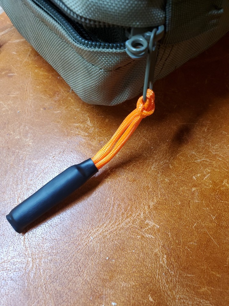 BushCraft Fire Starter Zipper Pulls