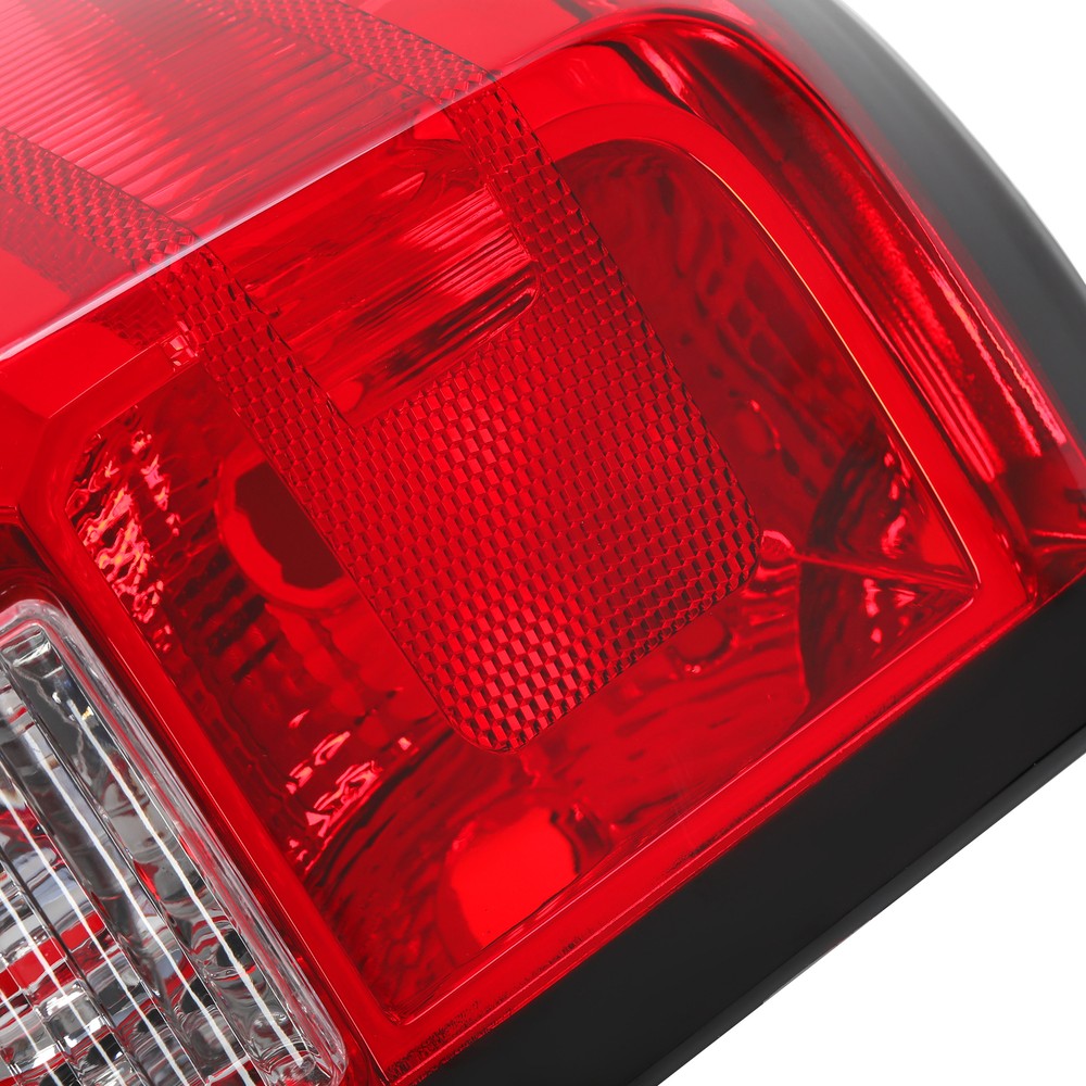 Replacement Driver Side For 2014-2018 Chevy Silverado 1500 Tail Light Brake Lamp