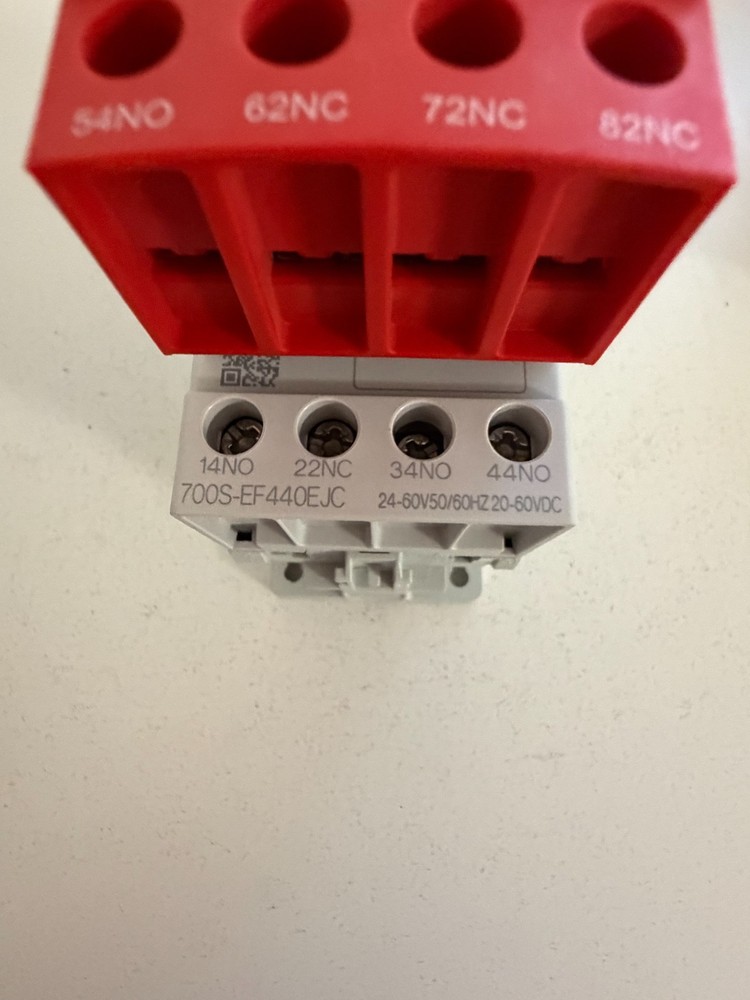 ALLEN BRADLEY 700S-EF440EJC