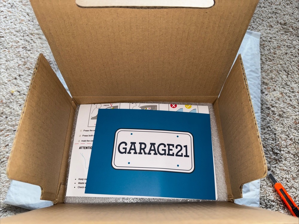Garage21 Rechargeable Electric Windshield Ice Scraper . car windows NEW Blue