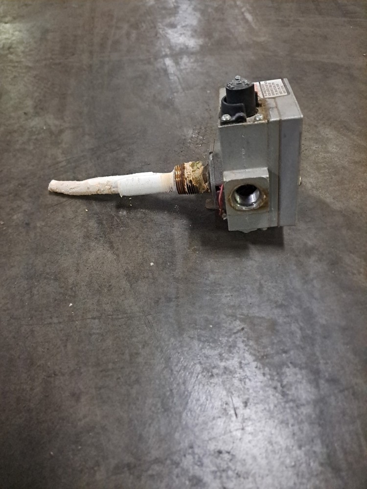 WHITE RODGERS 37C73U-607 WATER HEATER GAS VALV THERMOSTAT NATURAL GAS 37C73U 607