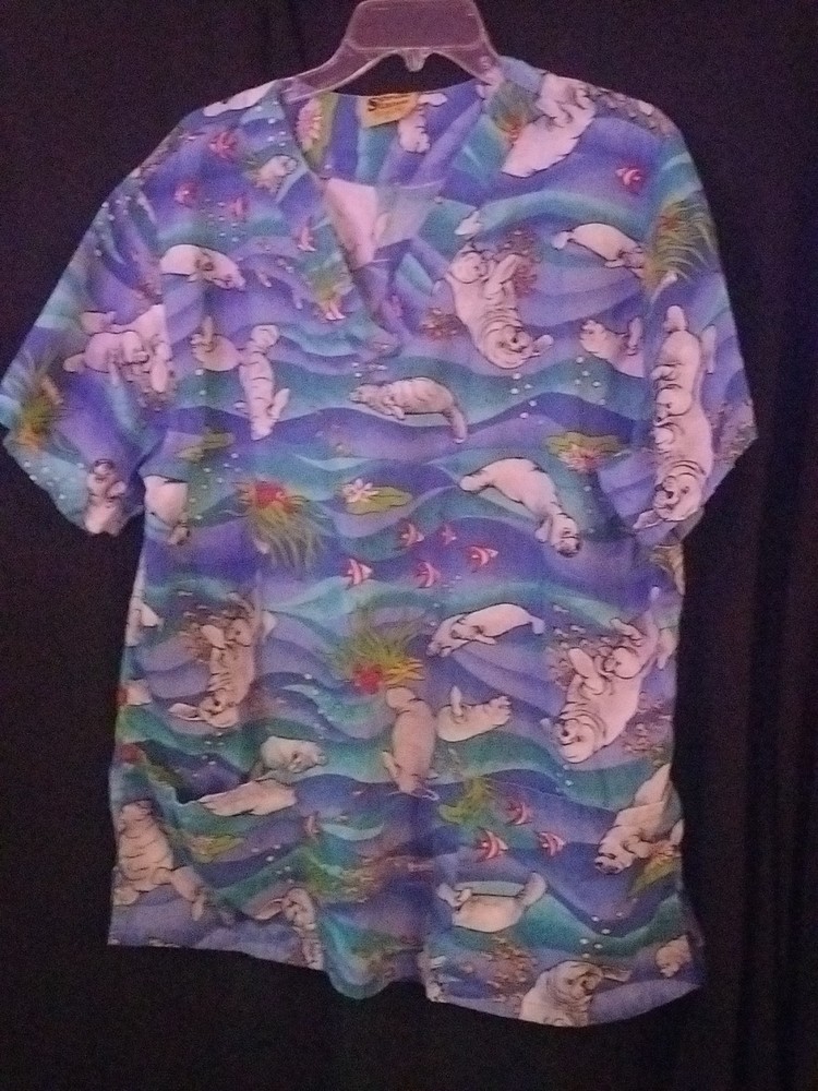 Size XL Manatee Pattern Scrub Top