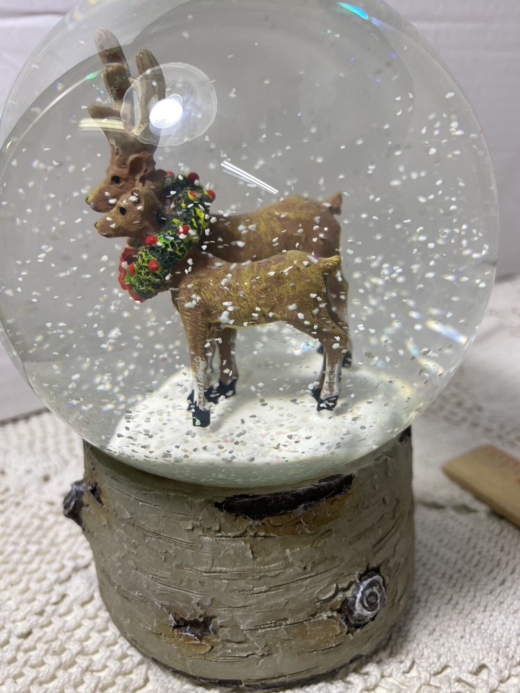 Martha Stewart 7” Stag&doe Snowglobe Musical Pristine E75