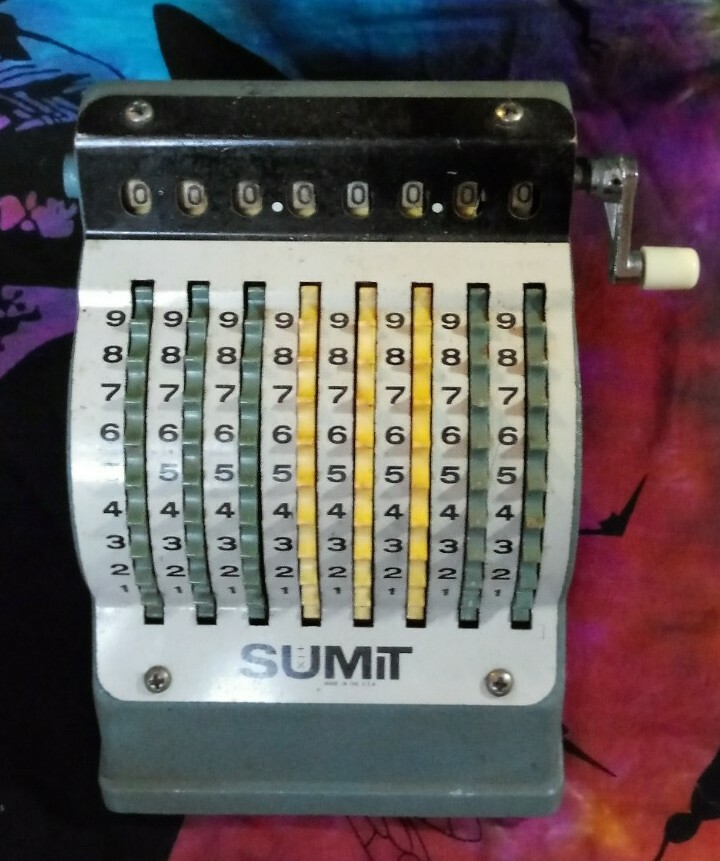 Vintage Sumit Manual Wheeled Calculator Adding Machine